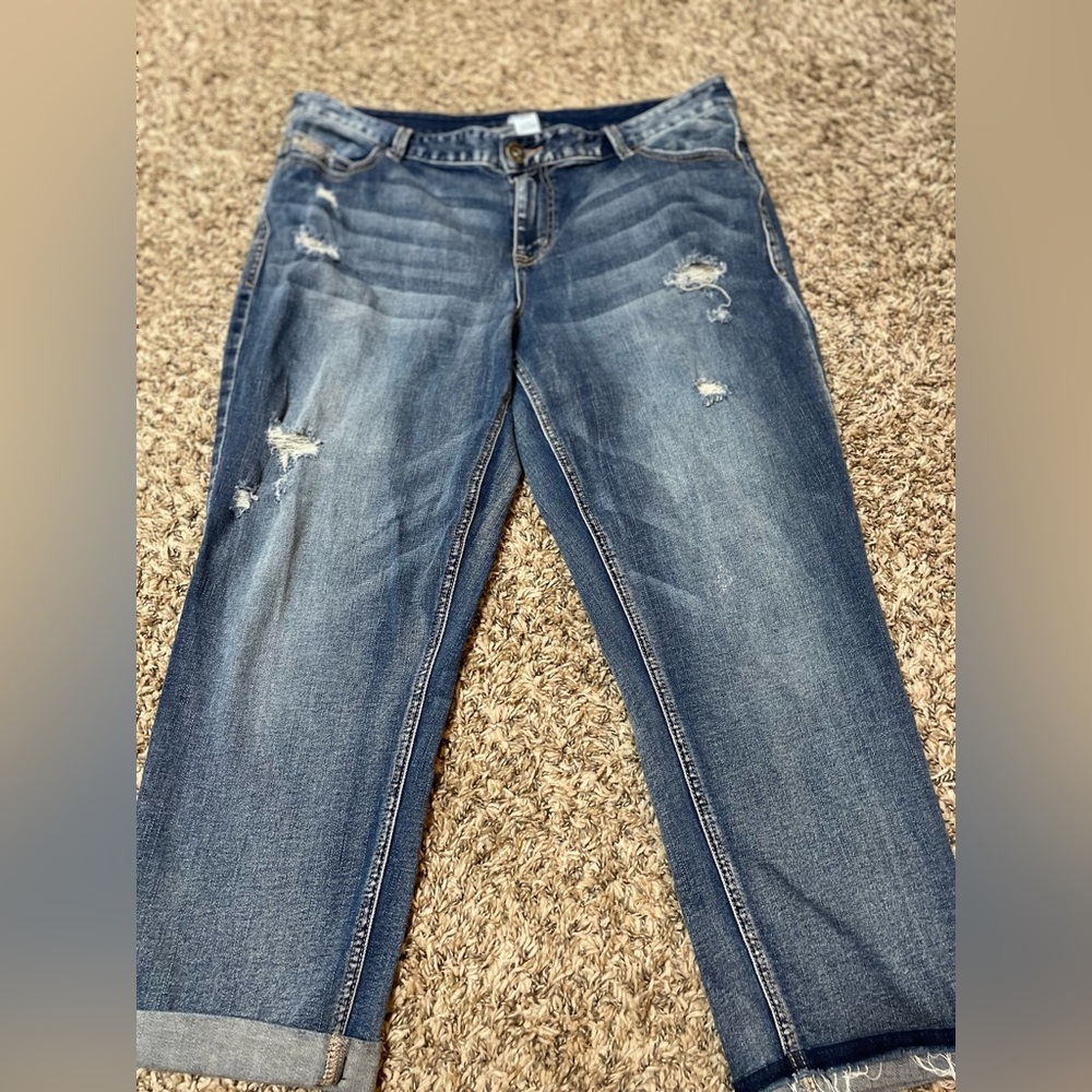 Maurice’s capris Jeans size 13/14